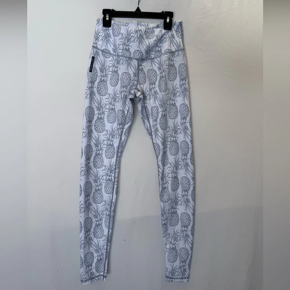 Pineapple Pattern Leggings Women’s Size Medium - Picture 1 of 6